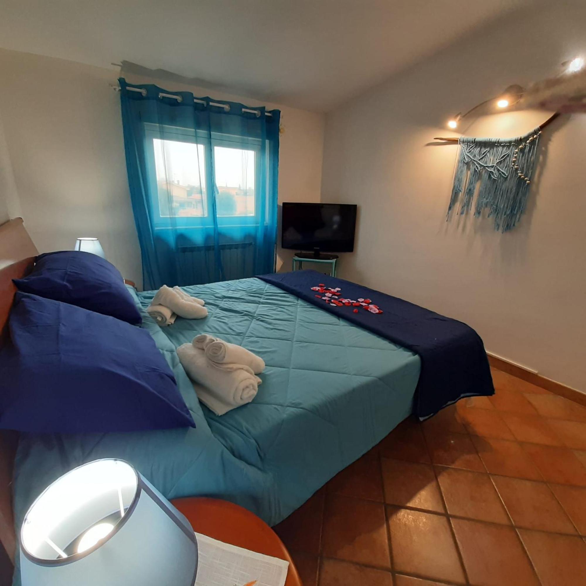 La Terrazza Sul Faro Apartment Fiumicino Luaran gambar