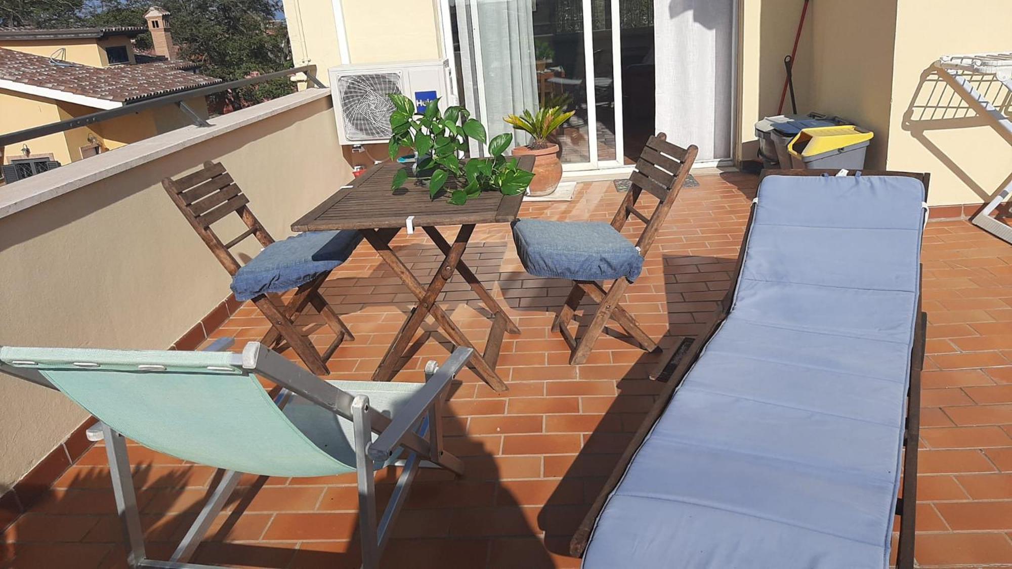 La Terrazza Sul Faro Apartment Fiumicino Luaran gambar